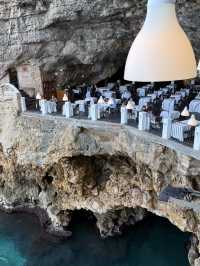 🇮🇹 G R O T T A  P A L A Z E S E  •  a cave restaurant🍴🍒