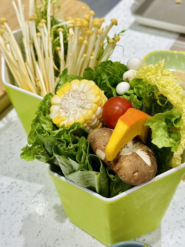 觀塘打邊爐大冒險！無限時任食值唔值得一試？🐶🍲