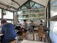 【The Barn Eatery And Design｜チェンマイ“おしゃれ空間×最強Wi-Fiの作業カフェ”】