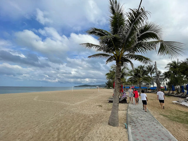 Bang Tao Beach