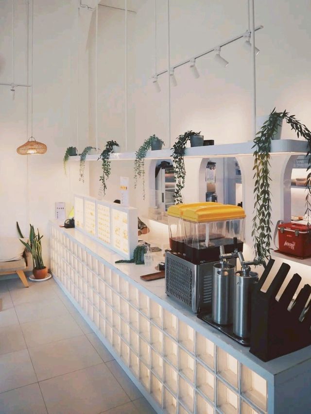 Officialdonat Cafe