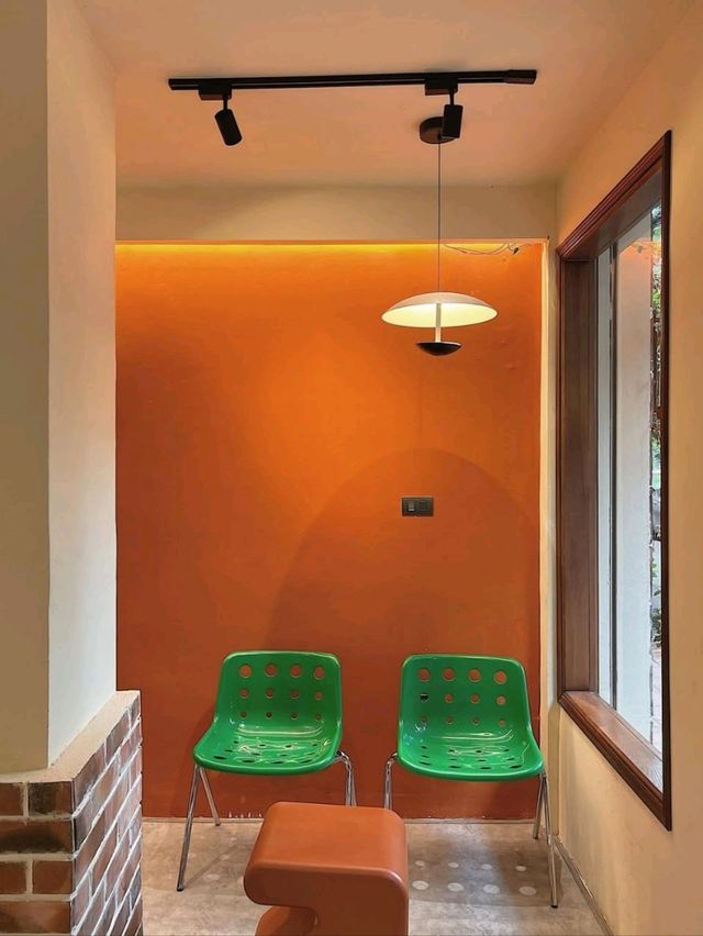 9room Cafe & Decor