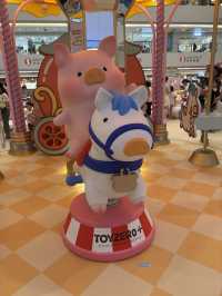 🐷 全港首個LuLu豬主題遊樂園開幕!屯門市廣場不容錯過