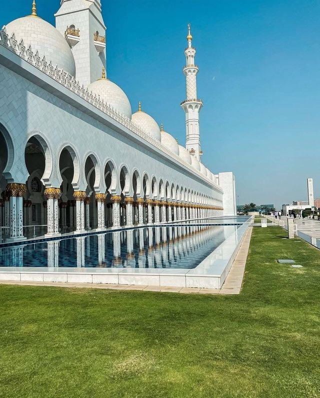 Dubai and Abu Dhabi Moments