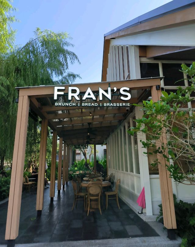ร้าน FRAN'S BRUNCH & GREEN สาขาสุขุมวิท 49