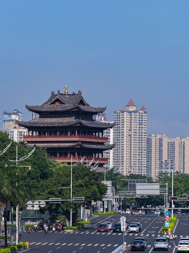 Nanning: Green City Bordering Vietnam