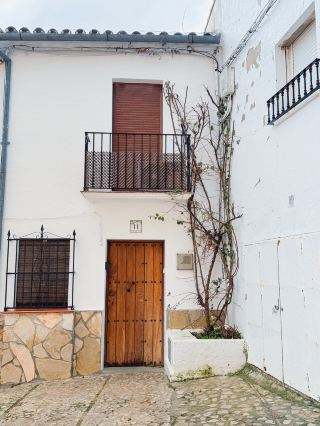 A trip to a small and beautiful town in Spain🌳🇪🇸