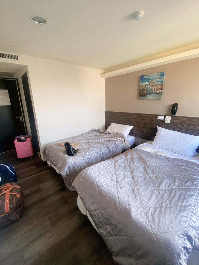Chance Hotel ที่พักไทจง บุฟเฟต์อาหารเช้า!! Chance Hotel ที่พักไทจง บุฟเฟต์อาหารเช้า!!