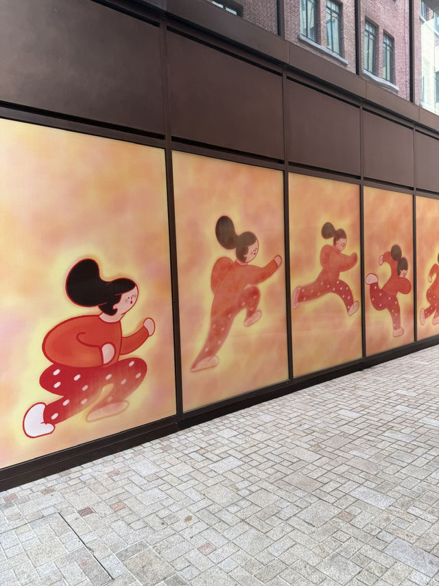 Tireless Girl' art installations land in Shanghai