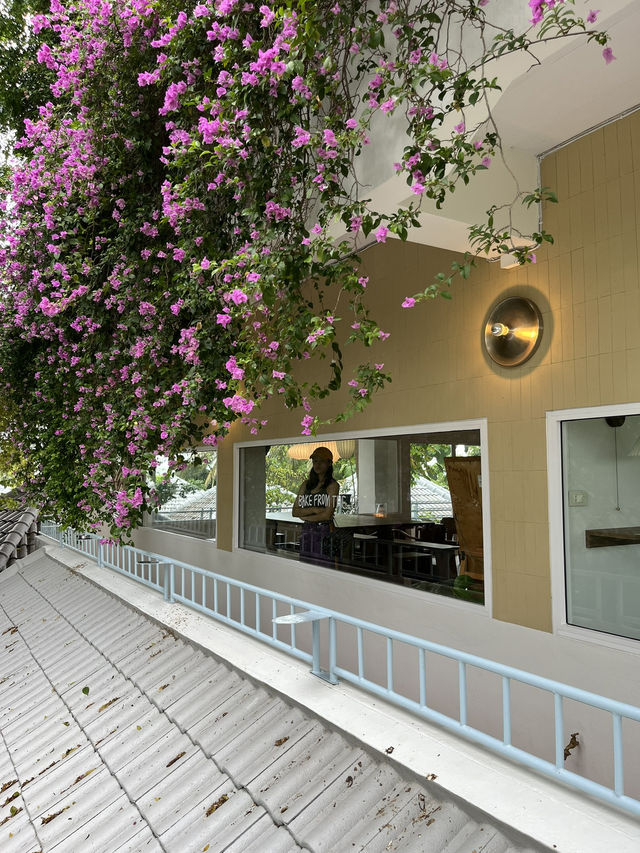 BYON COFFEE BAR💕☕️