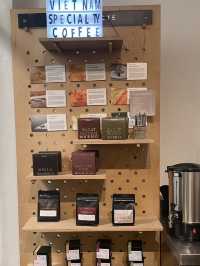 ☕ Care Raaw Hanoi – คาเฟ่ Specialty Coffee กลาง Ol