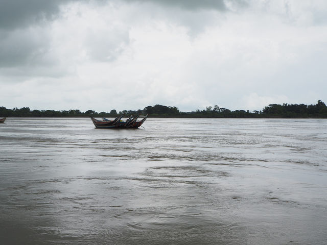 Yele Paya: The Floating Pagoda of Myanmar