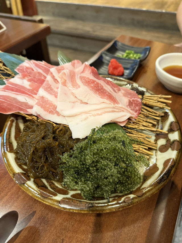 沖繩料理體驗‼️享受民謠🤩阿古豬必點
