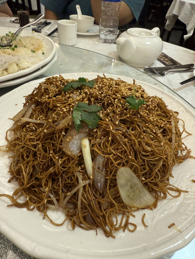 八號風球前的聚會 八號風球前的聚會