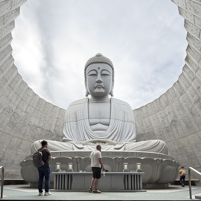 Hill of the Buddha & Moai Hill