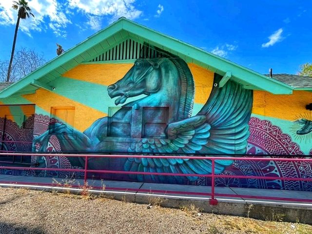 🎨 “Roosevelt Row – Where Art Colors the Heart of Phoenix!”