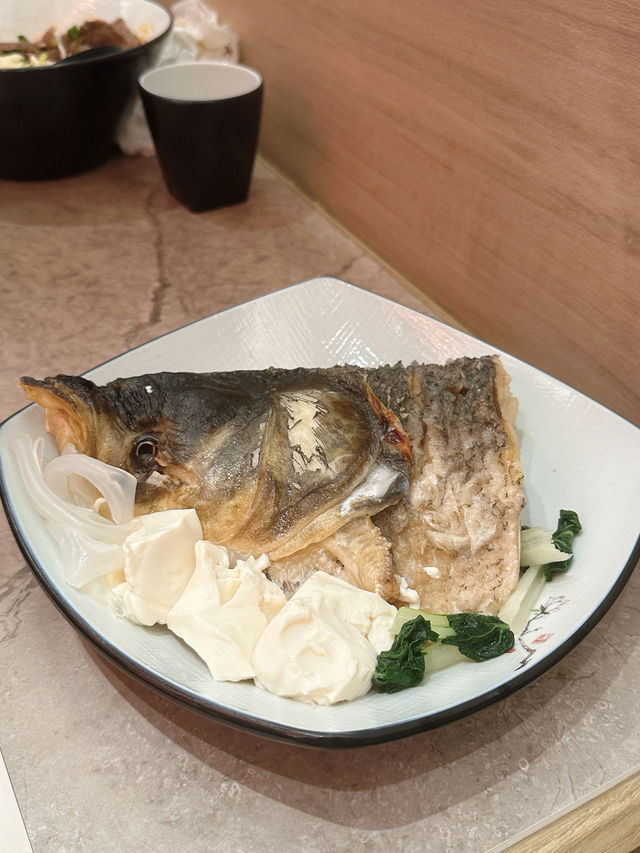 魚湯豆腐白菜鮮味十足🥬