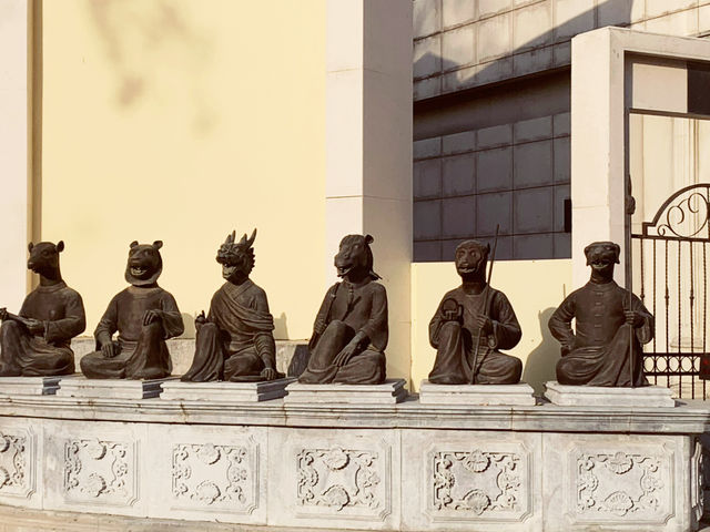 🏛️ Yuanmingyuan: Echoes of Glory in Stone and Water! 💧