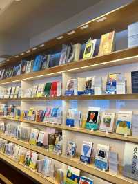 📚 A Literary Escape: The Haruki Murakami Library at Waseda