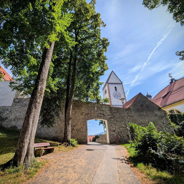 Charming Streets and Alpine Views in Fussen