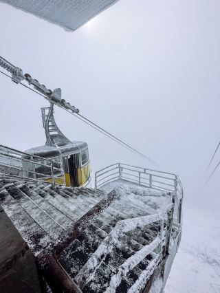 Winter climb in Pyatigorsk: silence, frost, and a city under the clouds