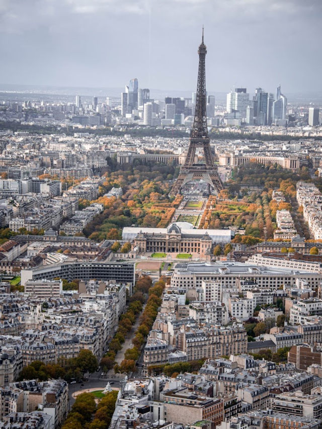 หอไอเฟล…แลนด์มาร์ค แห่งปารีส