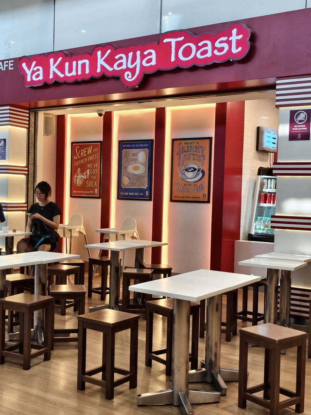 ☕️ Early Morning Comfort — Ya Kun Toast @ KLIA