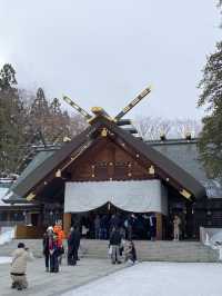 【札幌|冬季最療癒半日】北海道神宮雪參道+神宮茶屋抹茶+森彥咖啡老宅,冬日𥚃的小確幸