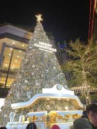 台北|101聖誕樹與街頭藝人的歡樂時光 還有玩具總動員讓你秒拍照打卡