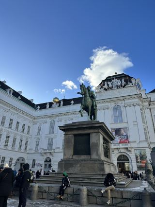 Just wrapped up a 13-day family adventure looping Vienna, Linz, Salzburg, Munich, Innsbruck, and back to Vienna 🏔️⛪ If you love a mix of imperial bling and chill city squares, this Austria trip is for you! Here’s what stood out in Vienna and Linz.

Top Spots to Visit:
Linz’s main square (Hauptpl., 4020 Linz) – Open all day, year-round. Great for soaking in old-school Austrian vibes, people-watching, and grabbing pastries at cafes scattered around.
Dreifaltigkeitssaule (Trinity Column), right on Linz’s main square, is a stunning outdoor landmark for a quick cultural selfie stop.
Imperial Treasury Vienna (Schweizerhof, Hofburg, 1010 Wien) – Gems galore! Open 09:00–17:30 (last admission 17:00), closed Tuesdays. The ticket price’s a bit steep, but the ancient jewels and crown collections really wowed my family.
HOFBURG Vienna Eventlocation (Heldenplatz, 1010 Wien) – Visits here make you feel the full weight of imperial palace history. The square outside is also perfect for family photos!
Mozart Monument (Josefsplatz 1, 1010 Wien) – Always open for a breezy walk, with statues amid sunny gardens or cloudy drama. Tip: Go during golden hour for epic shots with Western-style architecture and mountain backdrops.

Travel Tips:
Getting around? Train connections between cities are super efficient. If you’re city-hopping, the ÖBB Railjet is fast and wifi-equipped. In Vienna/Linz, trams are smooth, frequent, and cheap.
For food: Try Linzer Torte in Linz cafés, and the Wiener Schnitzel at Vienna’s traditional restaurants like Figlmüller.
Pack layers – Austrian weather flips from sunny to rainy fast, especially near the mountains.
Cash is handy for smaller eateries, but cards work almost everywhere central.
#AustriaHighlights #ViennaWithFamily #LinzGuide #TripcomAdventures #TravelEurope