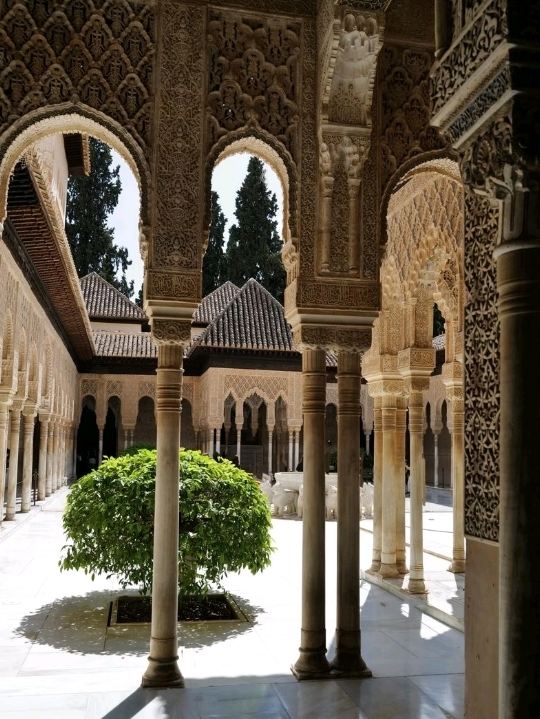 アルハンブラ宮殿 — ムーア・スペイン最後の夢。 | Trip.com グラナダ