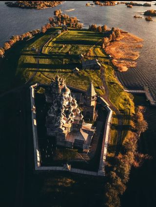 キジ島、ロシア。