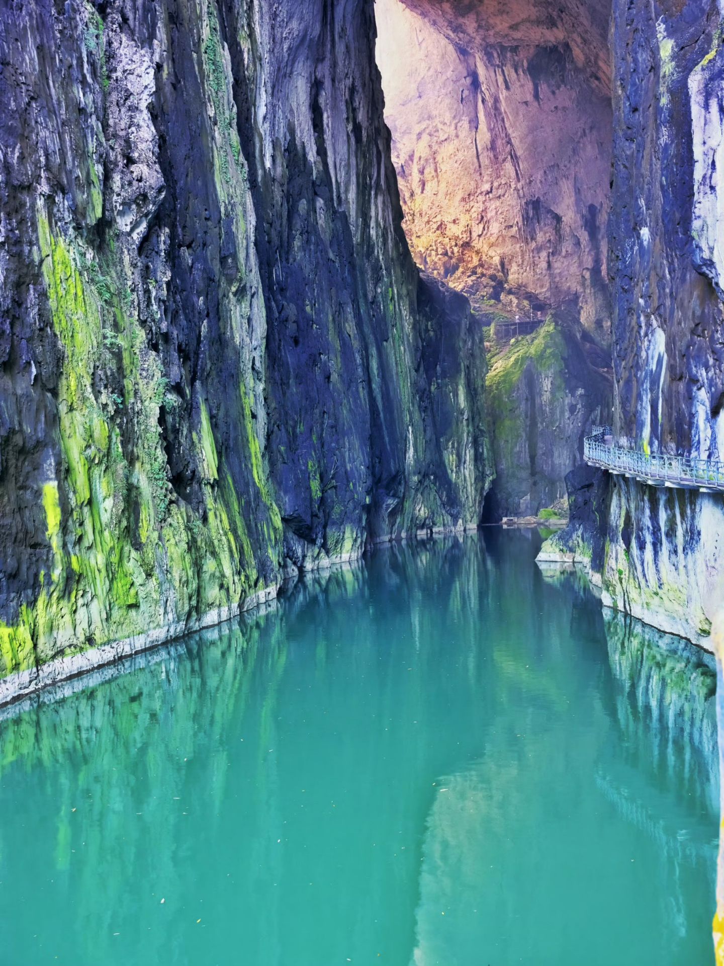 🪨 Getu River | The Hidden World Beneath the Mountains