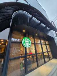 🇯🇵谷中🇯🇵スタバ　アートギャラリー谷中御殿坂店