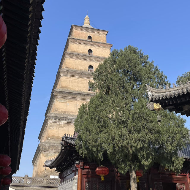 🏯 วัดเจดีย์ห่านป่าใหญ่ (องค์ใหญ่) เมืองซีอาน 🏯 วัดเจดีย์ห่านป่าใหญ่ (องค์ใหญ่) เมืองซีอาน