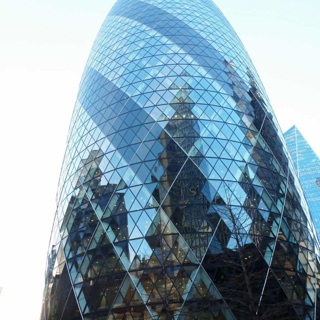 London’s Glass Bullet!