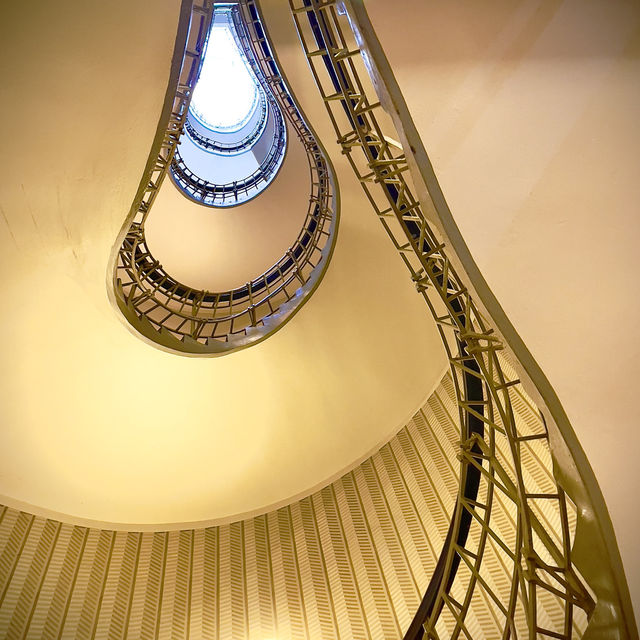 The “bulb” staircase & Prague 💡