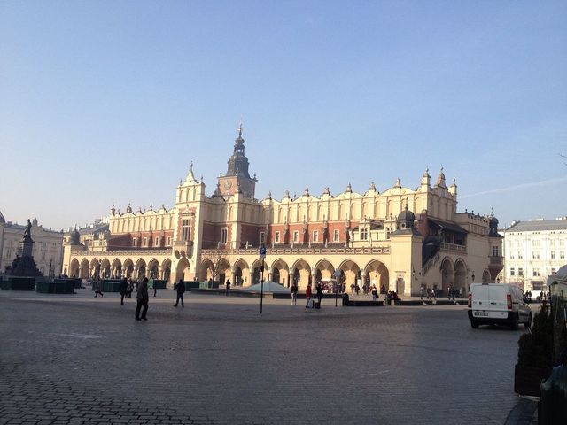 Krakow Chronicles: A Polish Tapestry 🏰🇵🇱