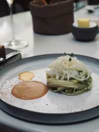 Paris | Have fun with friends in MO Paris with good service