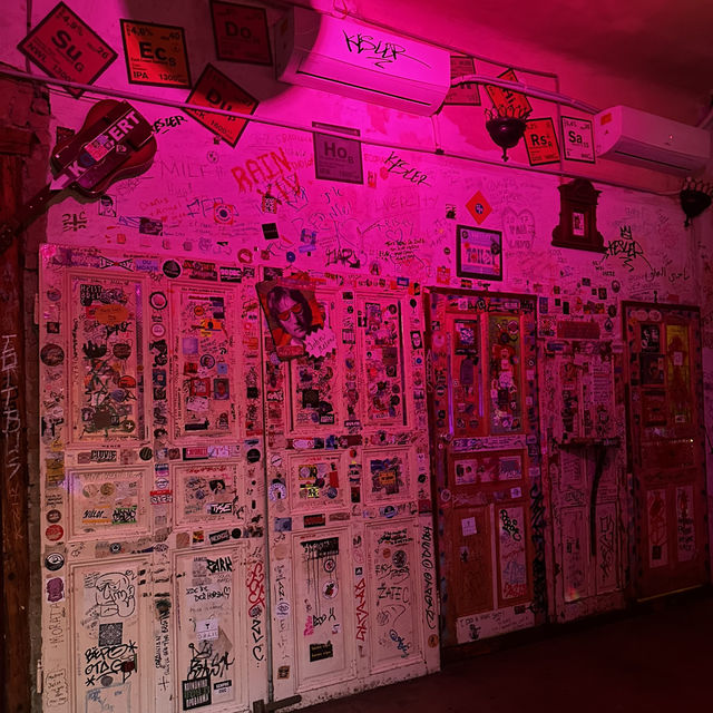 The first ever Hungarian ruin bar welcomes you!