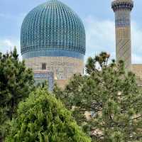 50 Shades of Blue in Samarkand