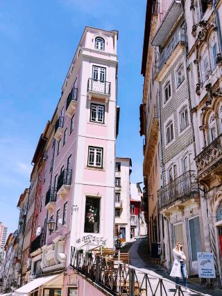 🎒💸 Backpacker Essentials: Coimbra on a Budget