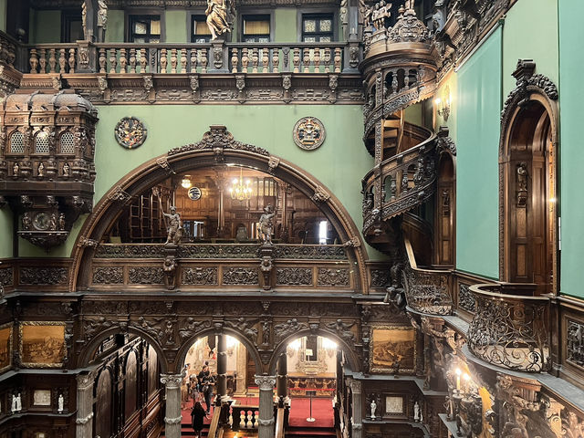 Peleș Castle – Romania’s Crown Jewel 👑🇷🇴