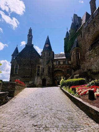 Cochem, Germany: A Fairytale City Along the Moselle 🇩🇪