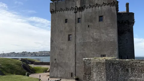 🏰 Broughty Castle: A Sea-Facing Castle with Stunning Views of Dundee — traveler post in Dundee
