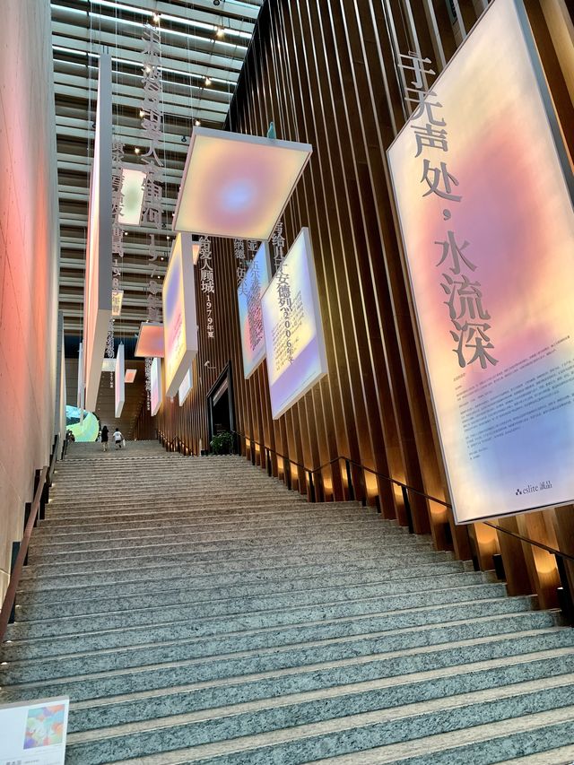 台湾から出店「誠品書店」の大陸一号店