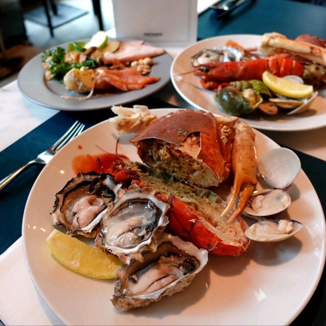 Weekend Seafood Brunch🦞 Weekend Seafood Brunch🦞