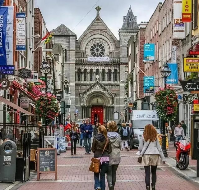 穿越到中世紀的感覺，愛爾蘭首都都柏林！