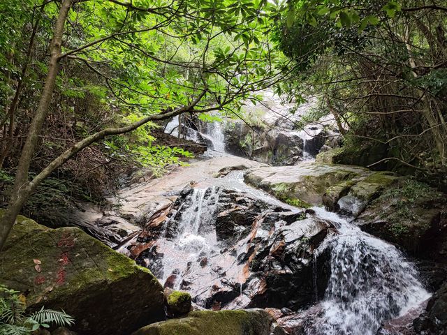 石城九疊泉，劉仙姑成仙地