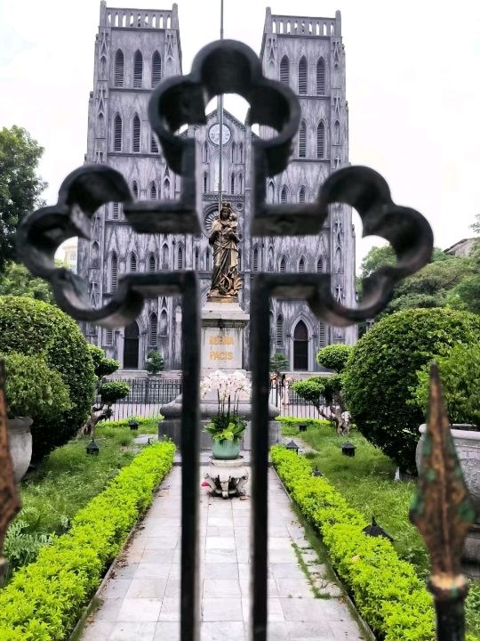 St. Joseph Cathedral in Hanoi Vietnam🇻🇳
